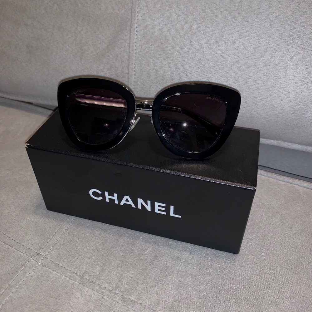 Chanel Cat-Eye Sunglasses (Dark)